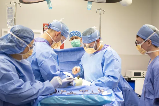 Chirurgie mini-invasive : une révolution 2026 Chirurgie mini-invasive : une révolution 2026